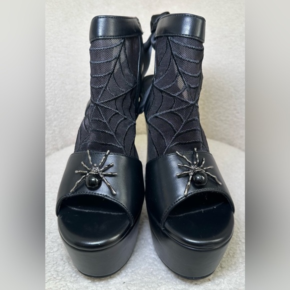 Dolls Kill Shoes - Dolls Kill Trickz N’ Treatz Weave The Night black platform heels spider web 7